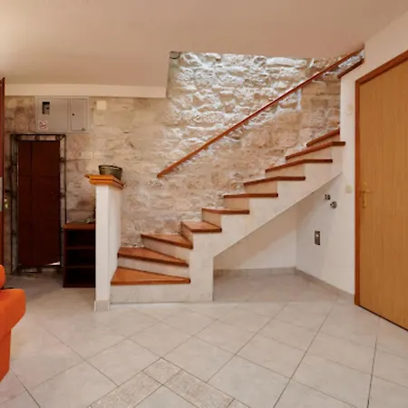 Guesthouse Ana Trogir Old Town 3* Trogir