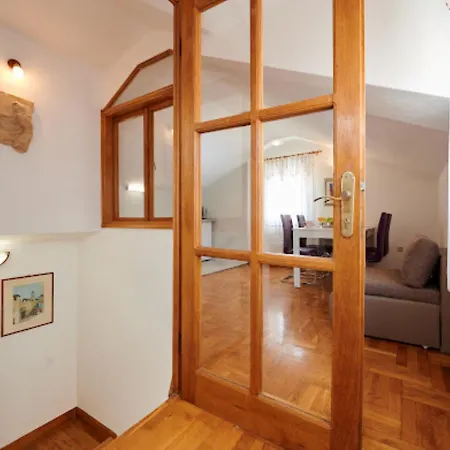 Guest house Guesthouse Ana Trogir Old Town