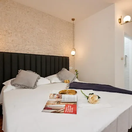 Guesthouse Ana Trogir Old Town Guest house Trogir