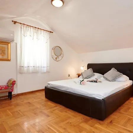 Guesthouse Ana Trogir Old Town Trogir