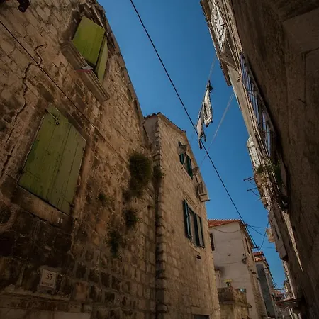 Guest house Guesthouse Ana Trogir Old Town 3*